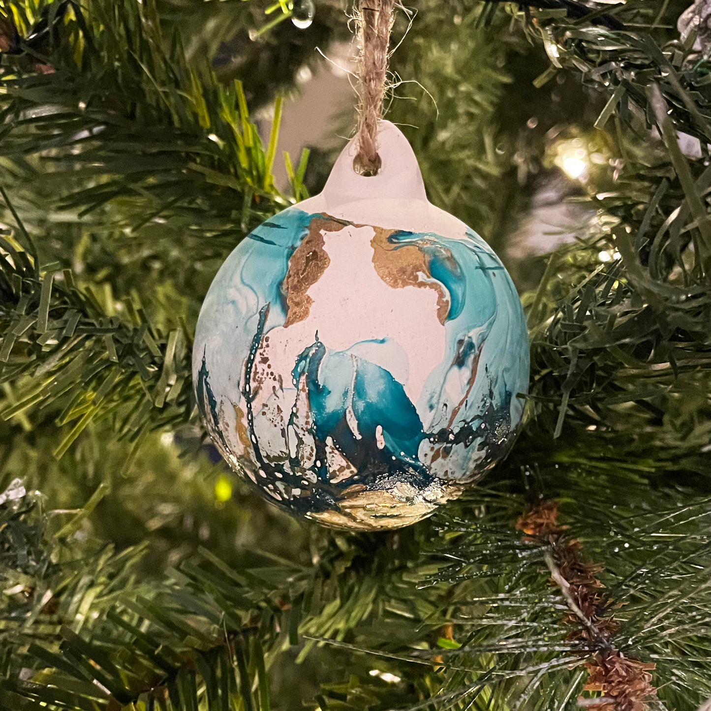 Marbled Ceramic Christmas Bauble